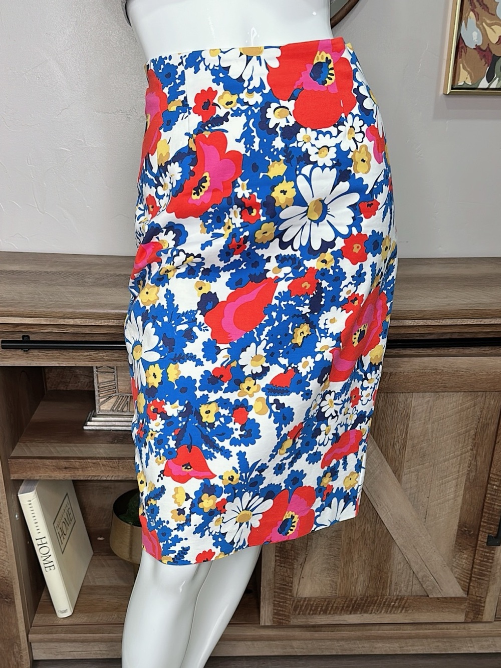 Boden Richmond Multi Bloom Floral
Pencil Skirt Sz 6R Office/ Cocktail